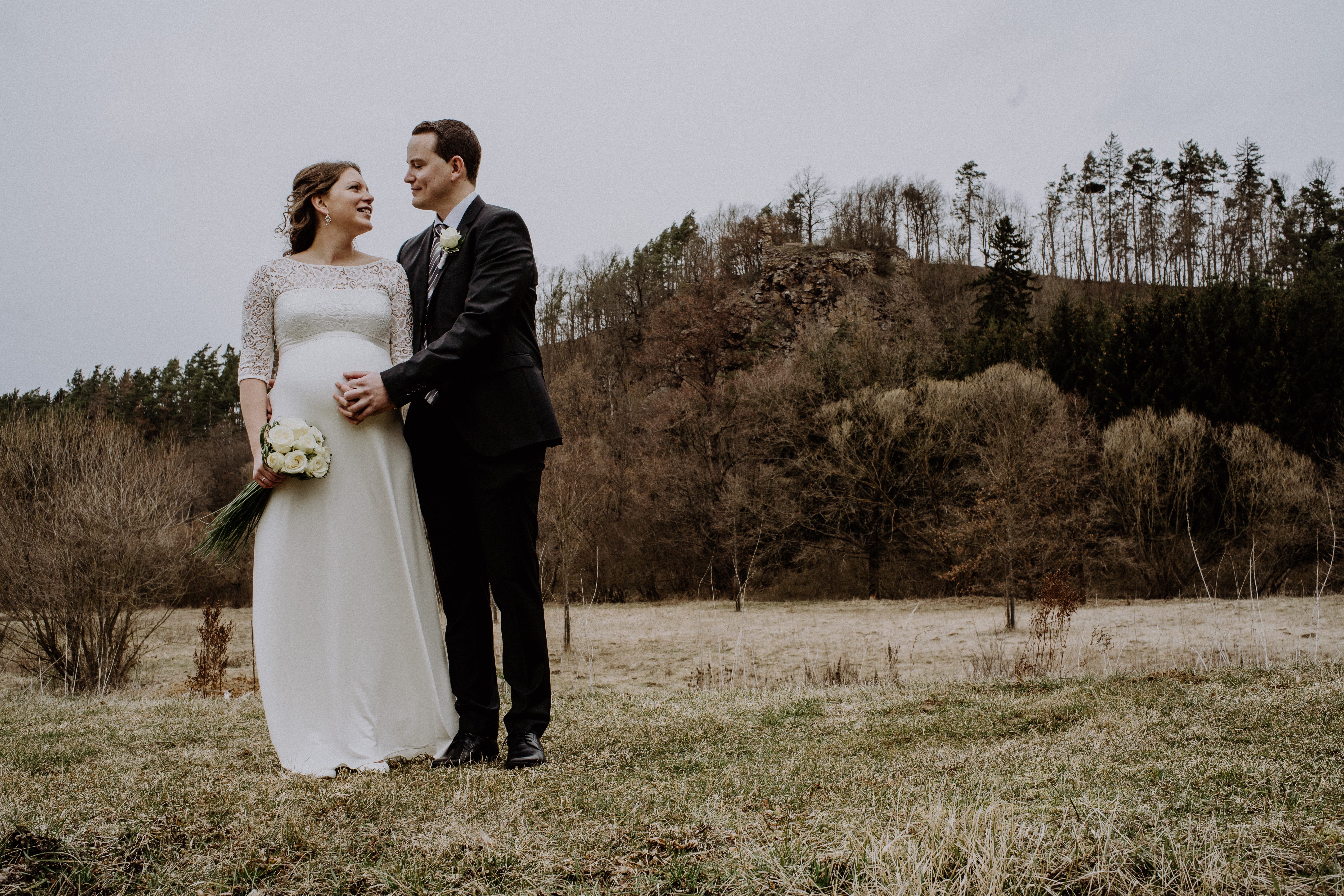 Babybauch Hochzeit
